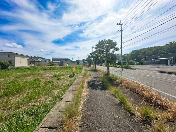 花江川　土地の前面道路含む現地写真|現地写真（2025年9月撮影）
