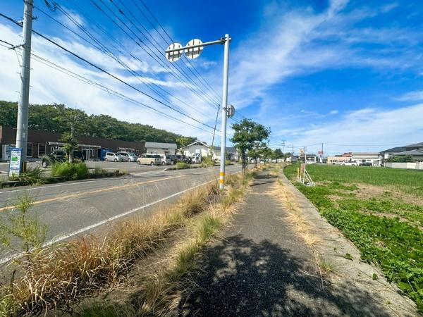 花江川　土地の前面道路含む現地写真|現地写真（2025年9月撮影）