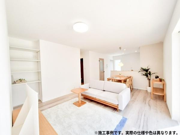 センチュリータウン坂ノ市西ⅢＮ　新築の居間・リビング|※写真はイメージです。実際の色や仕様は異なります。