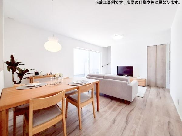 センチュリータウン坂ノ市西ⅢＮ　新築の居間・リビング|※写真はイメージです。実際の色や仕様は異なります。