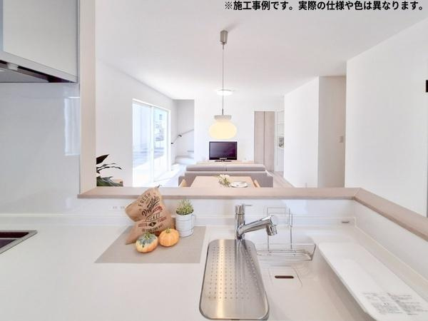 センチュリータウン坂ノ市西ⅢＮ　新築の独立洗面台|※写真はイメージです。実際の色や仕様は異なります。