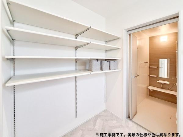 センチュリータウン坂ノ市西ⅢＮ　新築の洋室|※写真はイメージです。実際の色や仕様は異なります。