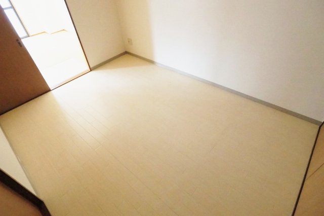 プーテゥジュール3番街のその他