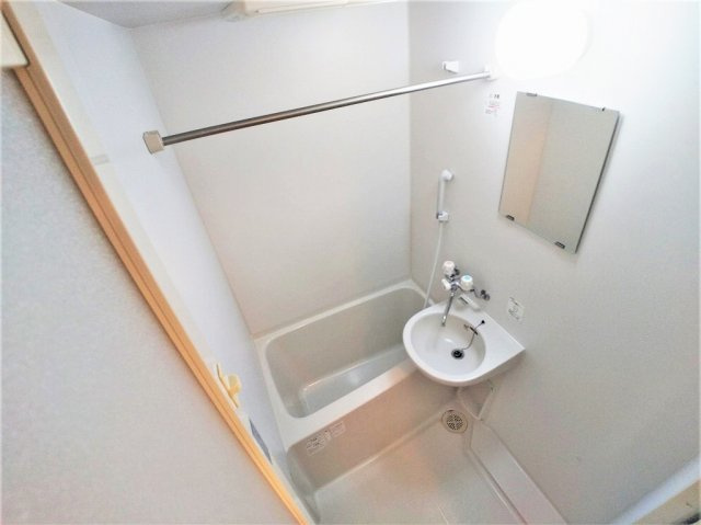 レオネクストＭＫヴィヴレの浴室