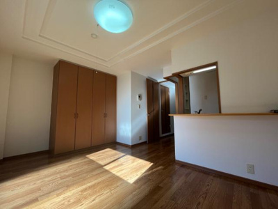 【居間・リビング】 | ローズガーデン長塚Ⅱ | リビング