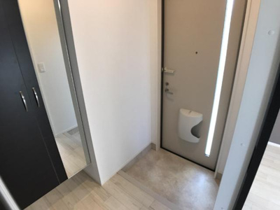 【玄関】 | レジデンス原 | 玄関