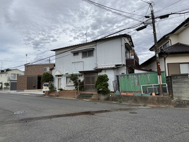 錦町上中田　店舗兼住宅の前面道路含む現地写真