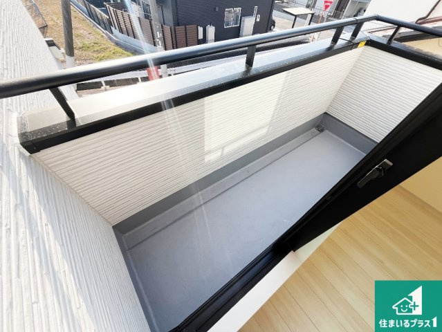 明石市魚住町西岡　第21期　新築一戸建てのバルコニー|日当たりのよいバルコニー！お部屋が開放的に！
