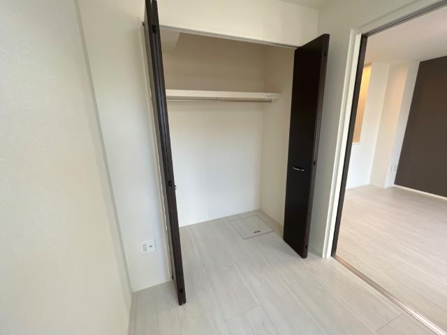 エッグプラントの収納|クローゼット（イメージ）