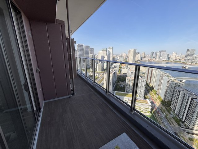 東向きバルコニー