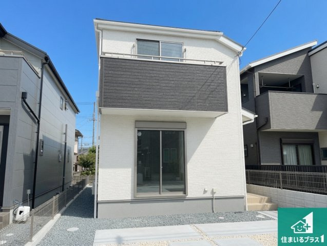 加古郡播磨町北野添　新築一戸建ての外観|お客様に長く安心して住んでいだだける事にこだわった家づくり！住んでからのアフターサービスにもしっかりと取り組んでいます！