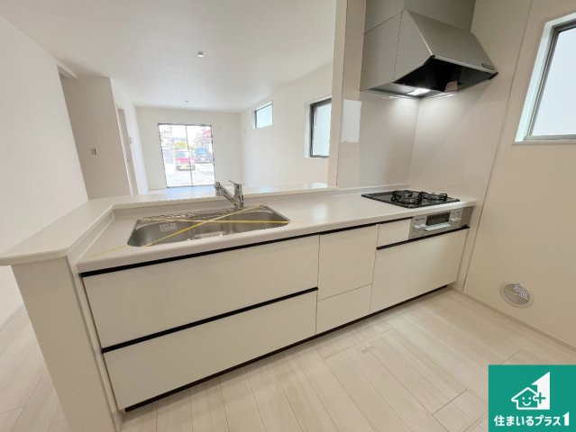 加古郡播磨町北野添　新築一戸建ての外観|周辺は落ち着いた街並みの住宅地！子育てがしやすい住環境です！まだ未完成ですが、現地でしかわからない事もございます。是非一度ご覧ください。