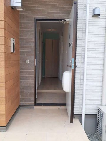 ヒラソールのエントランス|毎日通るエントランスはこのようになっています