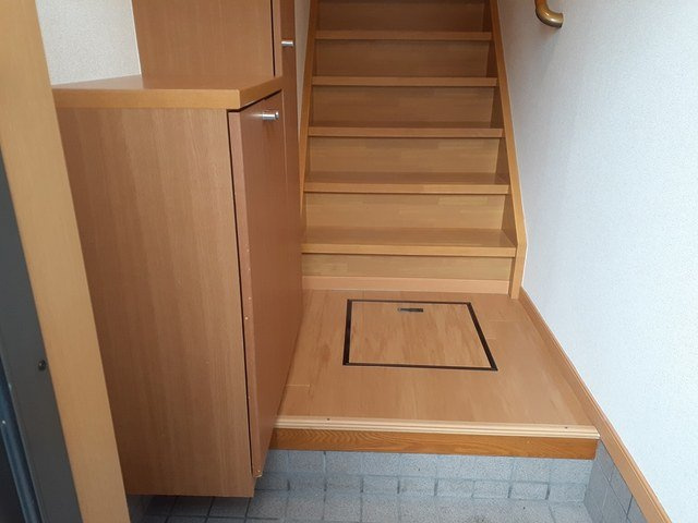 ウィングコート　Ｂの玄関