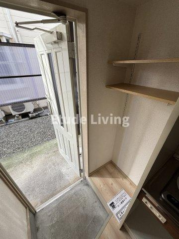 ミヤハウス　5号棟の玄関|※別部屋参考写真です