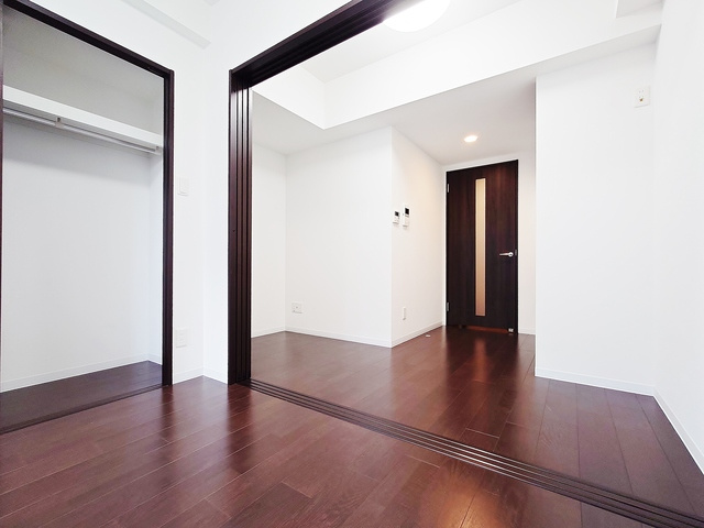 EL-Sia Shin-Osakaの居間・リビング