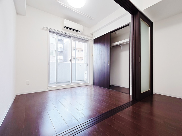 EL-Sia Shin-Osakaの居間・リビング