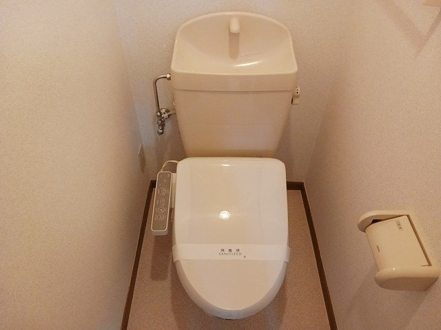 フレ　シャトー　Ｂ棟のトイレ