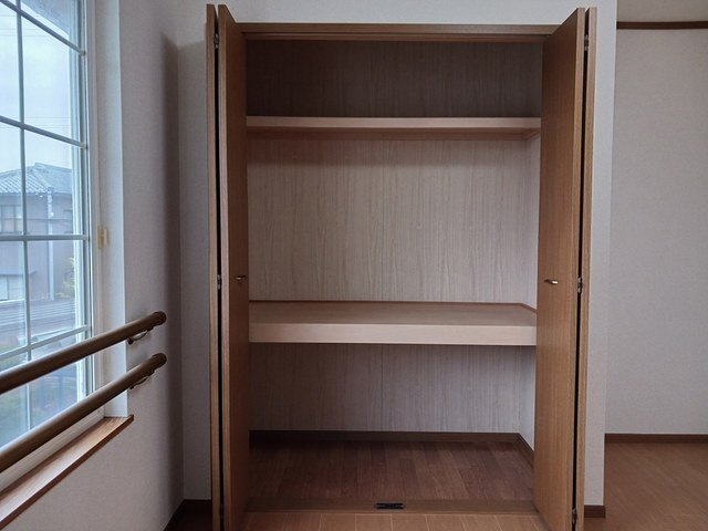 フレ　シャトー　Ｂ棟の収納