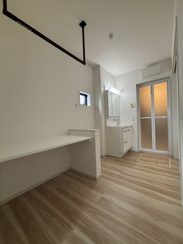 【独立洗面台】