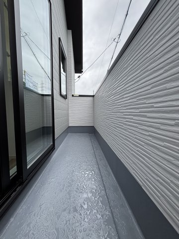 【バルコニー】