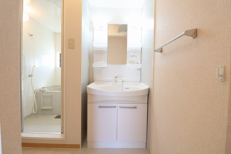 【洗面所】 | ボヌール D