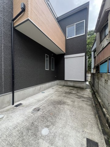 禅昌寺１丁目戸建の駐車場
