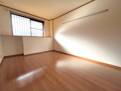 【内装】 | ホワイトベル | 洋室