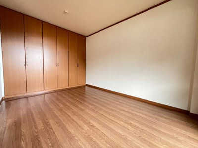 【内装】 | ホワイトベル | 洋室