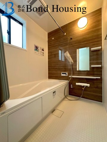 「南西角地」「小中学校徒歩5分圏内」　伊川谷町有瀬の洋室