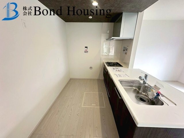 「南西角地」「小中学校徒歩5分圏内」　伊川谷町有瀬のキッチン