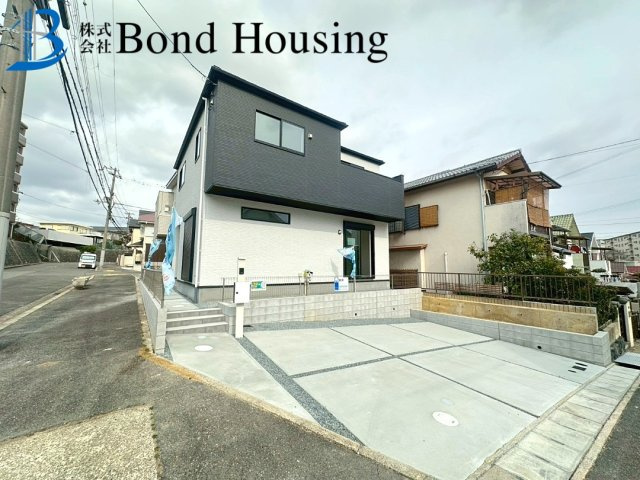 「南西角地」「小中学校徒歩5分圏内」　伊川谷町有瀬の洋室