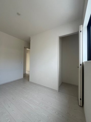 【収納】 | 鈴蘭台北町５丁目　新築戸建 | 各居室に収納があるので便利です。