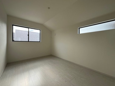 【洋室】 | 鈴蘭台北町５丁目　新築戸建 | 洋室約6.0帖