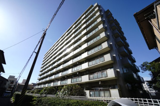 【外観】 | 現地（2025年10月17日15：00頃）撮影