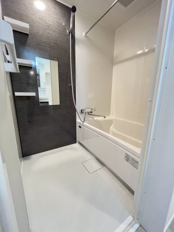 ルアナⅢの浴室