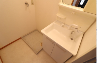 【洗面所】 | レ･ポワソン | ※同タイプ、別部屋写真使用。