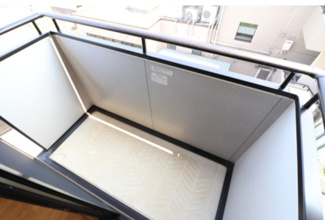 【バルコニー】 | レ･ポワソン | ※同タイプ、別部屋写真使用。