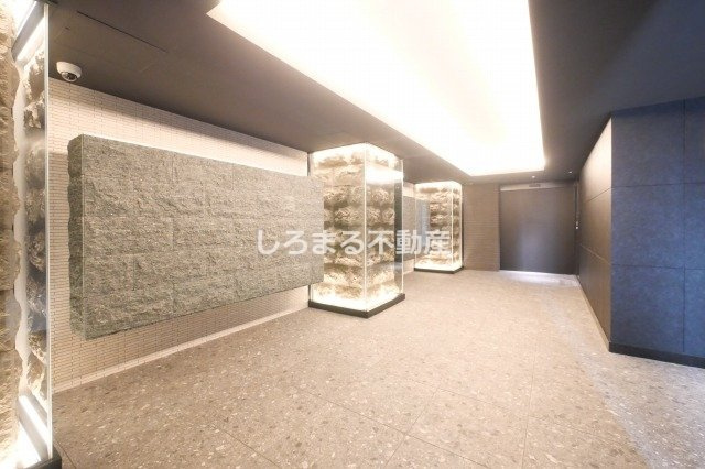 S-RESIDENCE阿波座bouncyのロビー