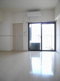 大阪市中央区本町橋の賃貸マンションの内装