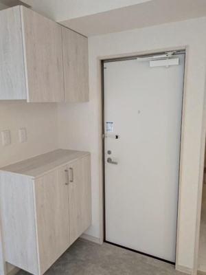 【玄関】 | Ensoleille Tsukishima（アンソレイユ月島）