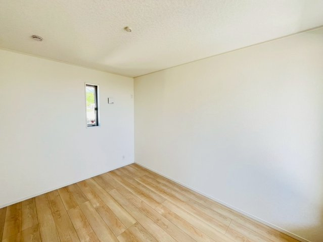 ♥♥糸満市大度第1-4号棟の洋室|広々とした洋室です