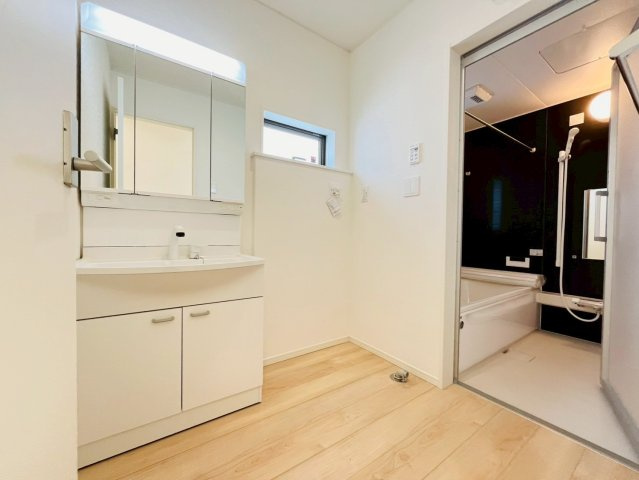 ♥♥糸満市大度第1-4号棟の独立洗面台|独立洗面化粧台付き