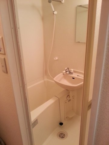 落ち着いた空間のお風呂です