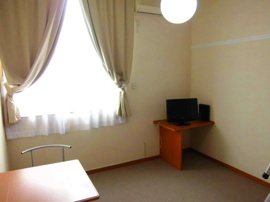 こちらのリビングで趣味の時間をお楽しみください