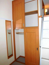 内装は落ち着いています