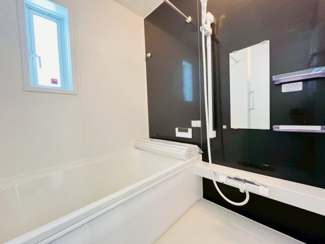 ♥♥糸満市大度第1-2号棟の浴室|ゆったり過ごせるお風呂です