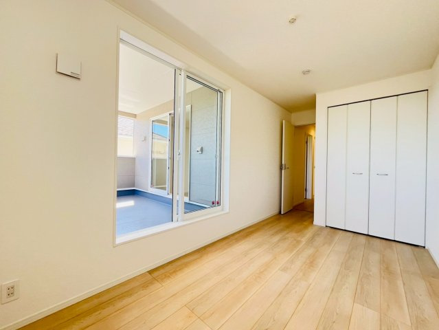 ♥♥糸満市大度第1-2号棟の洋室|きれいな洋室です