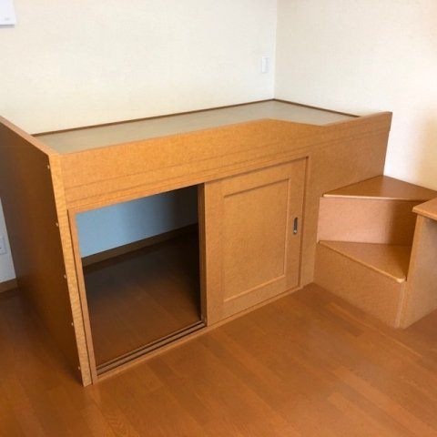 中段ベッド