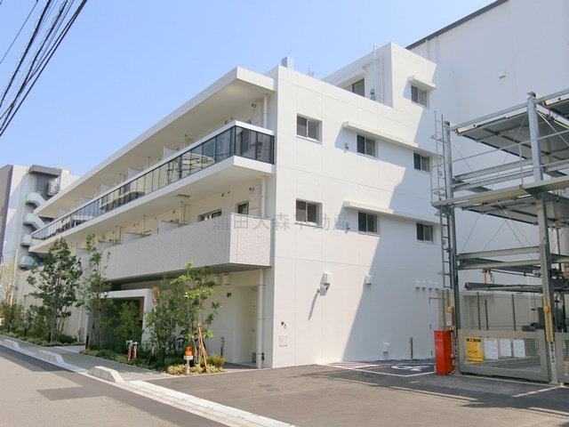 コンフォリア・リヴ大森西の外観